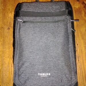 Timbuk2 roller suitcase
